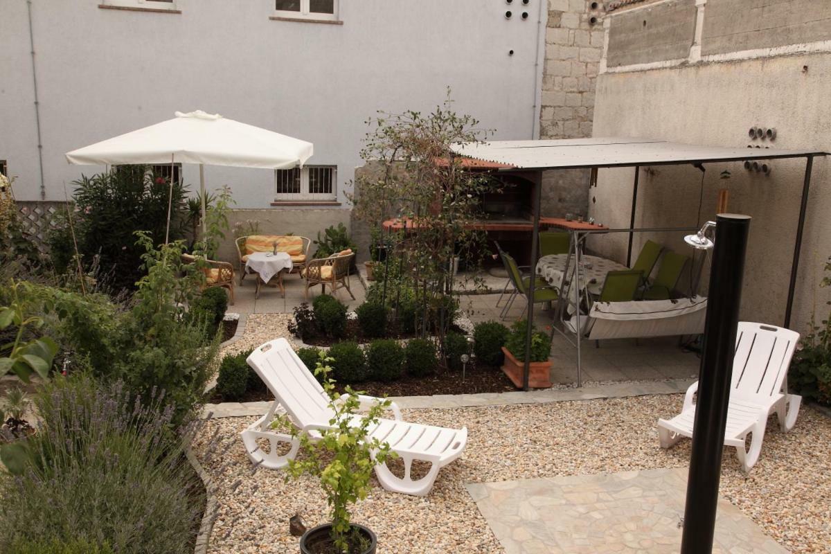 Apartments Mali Raj Vranjic Dış mekan fotoğraf