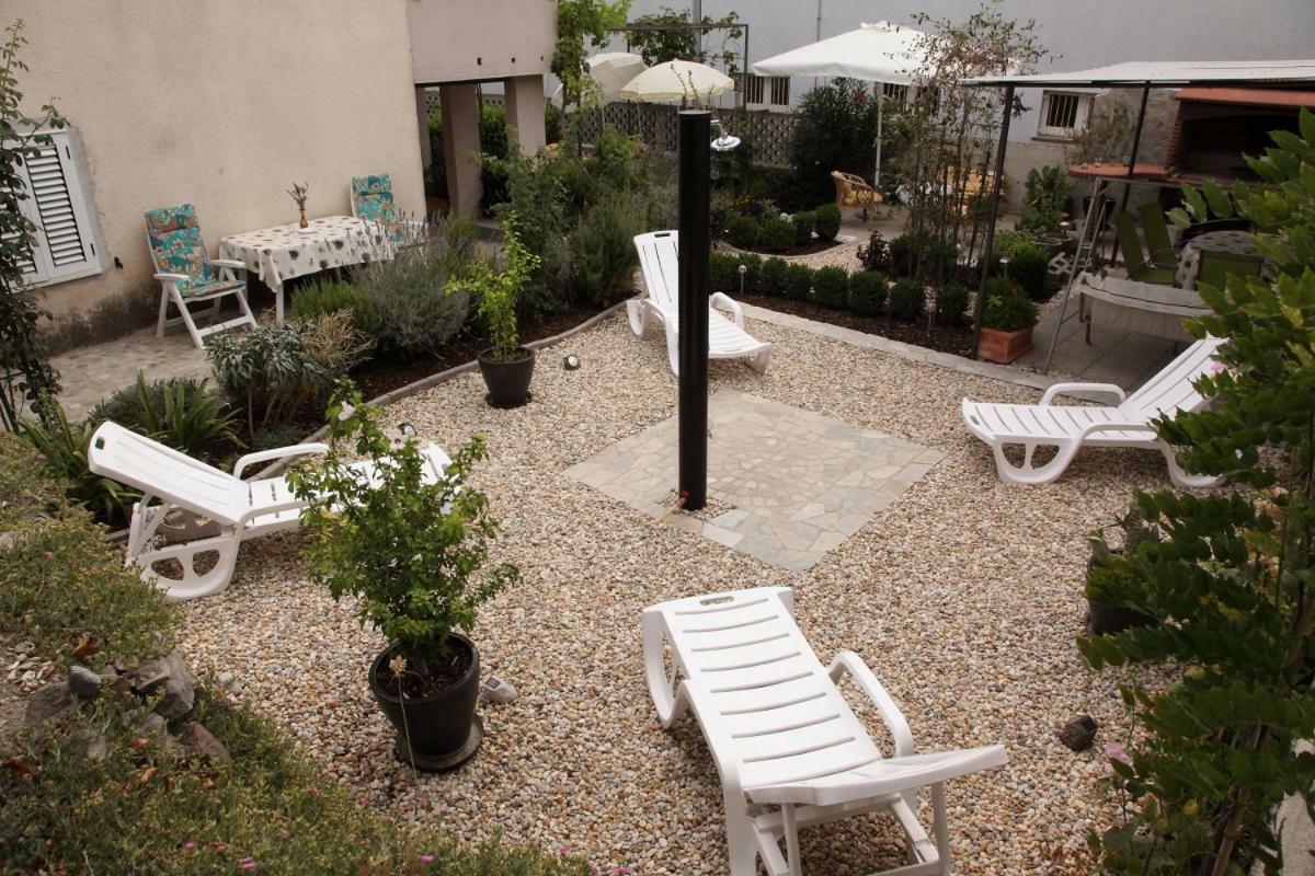 Apartments Mali Raj Vranjic Dış mekan fotoğraf